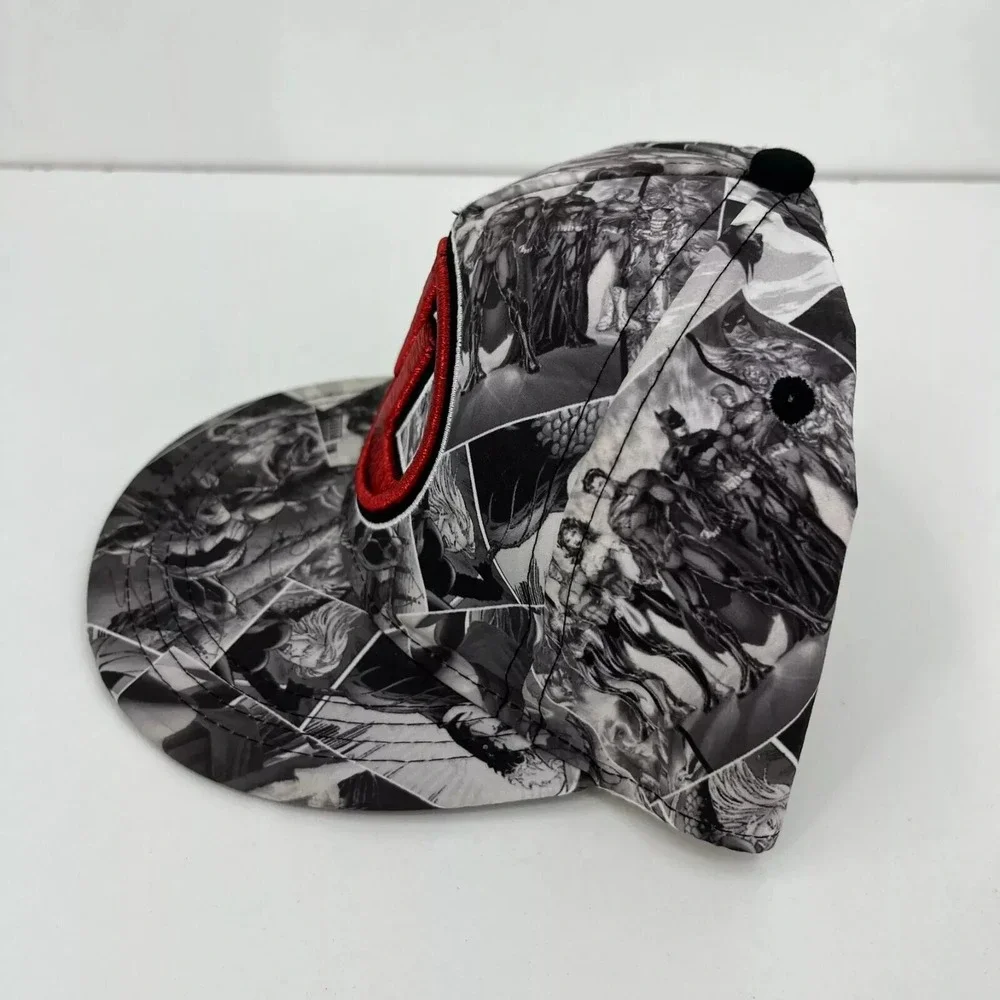 Kids Justice League Comic Print Snapback Hat Black White Red Logo DC Comics Cap